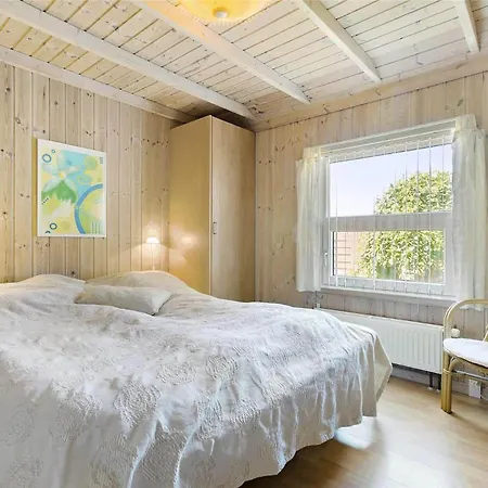 Bl791-blokhus-paa-bakken-3 * Blokhus