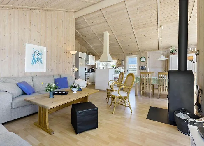 Bl791-blokhus-paa-bakken-3